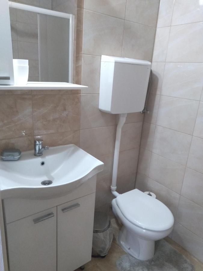 Sandrea Studio Apartment Subotica Luaran gambar