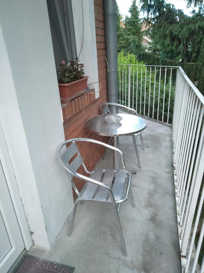 Sandrea Studio Apartment Subotica Luaran gambar